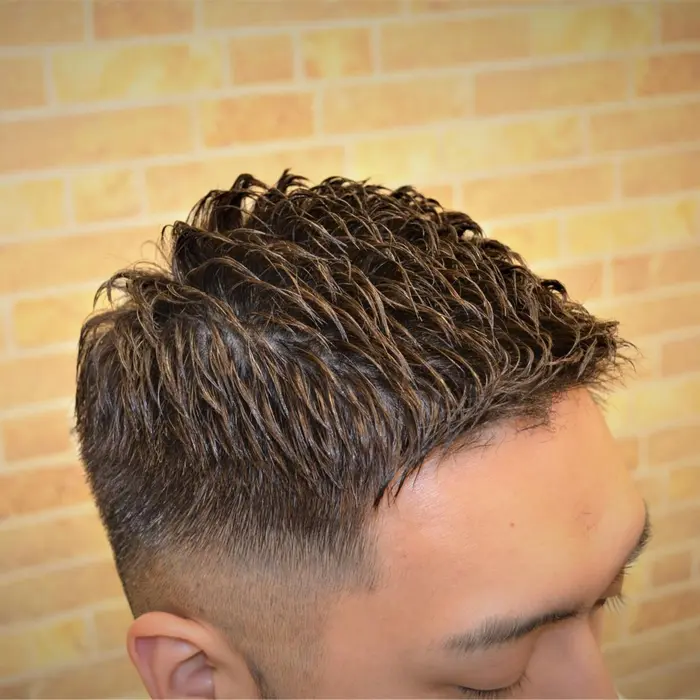 濡れパンフェードカット Smile Hair 大泉学園店所属 高野浩平 フェード ツイスト スパイラルのヘアカタログ ミニモ