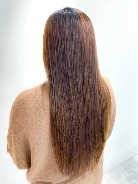 痛みが出やすいロングヘアには負担の少ない髪質改善ストレートがオススメです Marc所属 仙波 達哉のヘアカタログ ミニモ