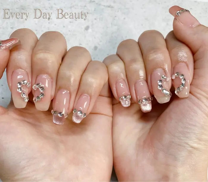 バレンタイン仕様ワンホンネイル オリジナルネイルでした 今なら初月無料ですよ Everyday Beauty吉祥寺所属 Every Beauty佐々木のエステ リラクカタログ ミニモ