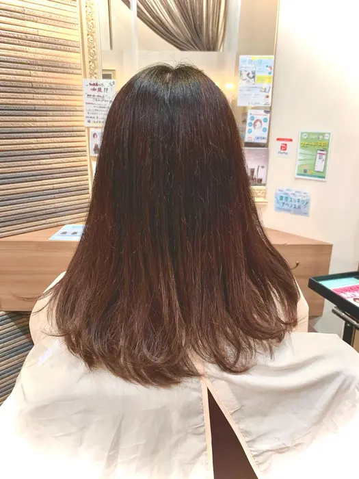 成人式のため伸ばし中 傷んでいるところをカット 繰り返すカラーでのパサつきをトリートメントで潤い Nynyイオン大日店所属 メンズスタイル 髪質 改善 齊藤謙介のヘアカタログ ミニモ