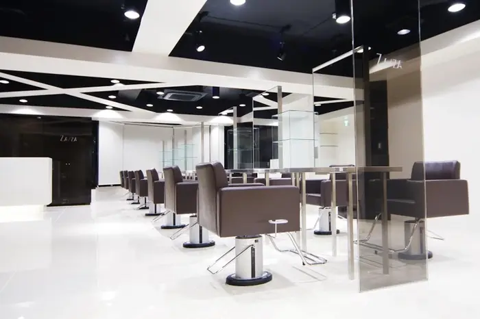 Za Za早稲田店の美容室 美容院 スタッフ情報 金 岐鎬 ミニモ