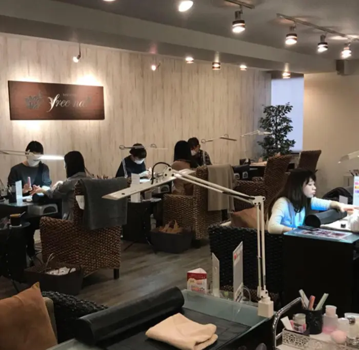 フリーネイルのネイルサロン スタッフ情報 中島 菜々 ミニモ フリーネイルのネイルサロン スタッフ情報 中島 菜々 ミニモ