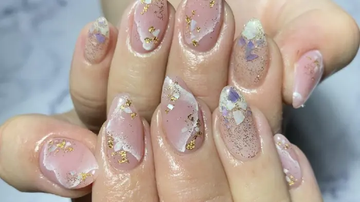 美容館 一番星のネイルサロン・スタッフ情報｜荒木 恵梨香｜ミニモ