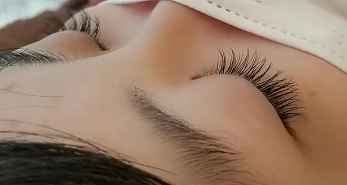 Earth上田店のマツエクサロン スタッフ情報 柴崎 千嘉 ミニモ