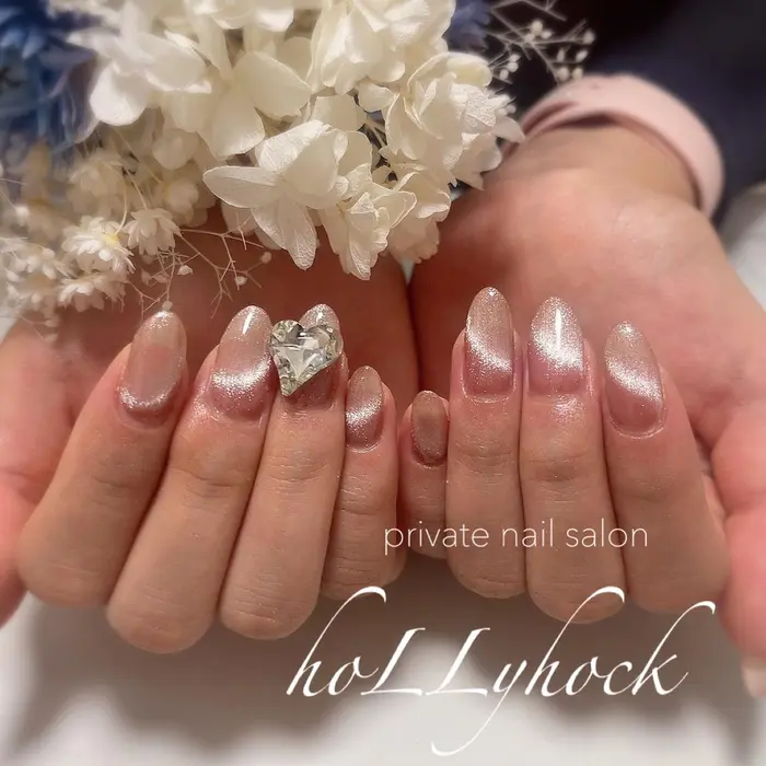 Hollyhockのネイルサロン スタッフ情報 自宅ネイルサロン Hollyhock ミニモ