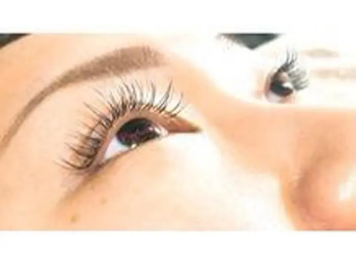 Eyelashes アイランド のマツエクサロン スタッフ情報 むらた あかね ミニモ