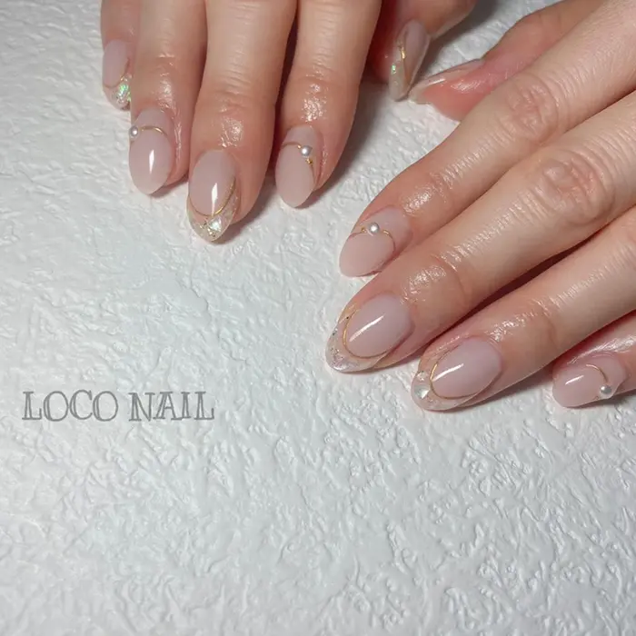 Carrefour Loco Nail 草加西口店のネイルサロン ネイリスト情報 水越 あずさ ミニモ