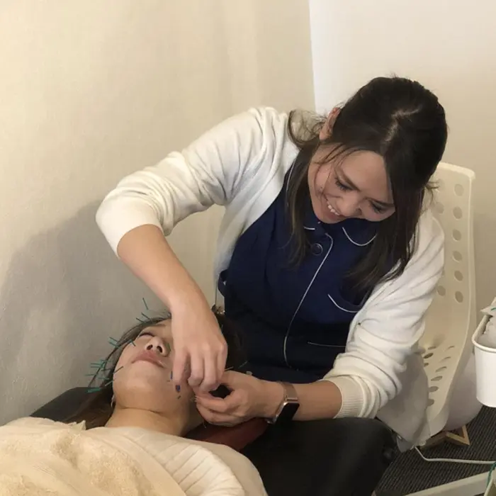 鍼灸サロンshinbiの美容室 美容院 スタッフ情報 藤田 はるか ミニモ