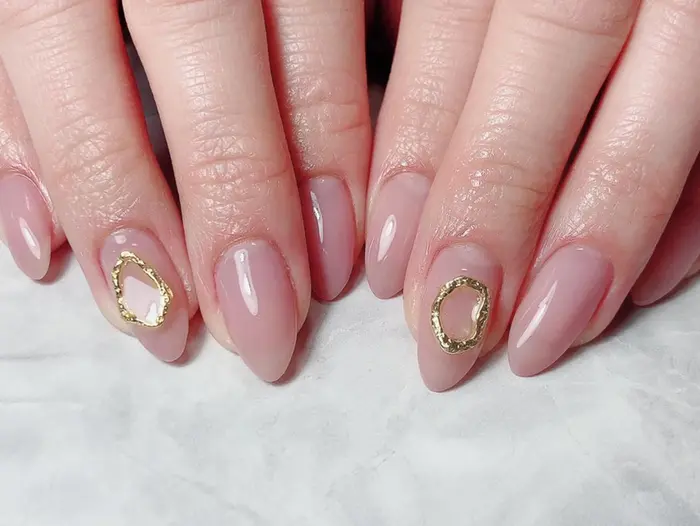 Eyelash Nail Salon N U T Sのエステ リラクサロン スタッフ情報 土居 夏美 ミニモ