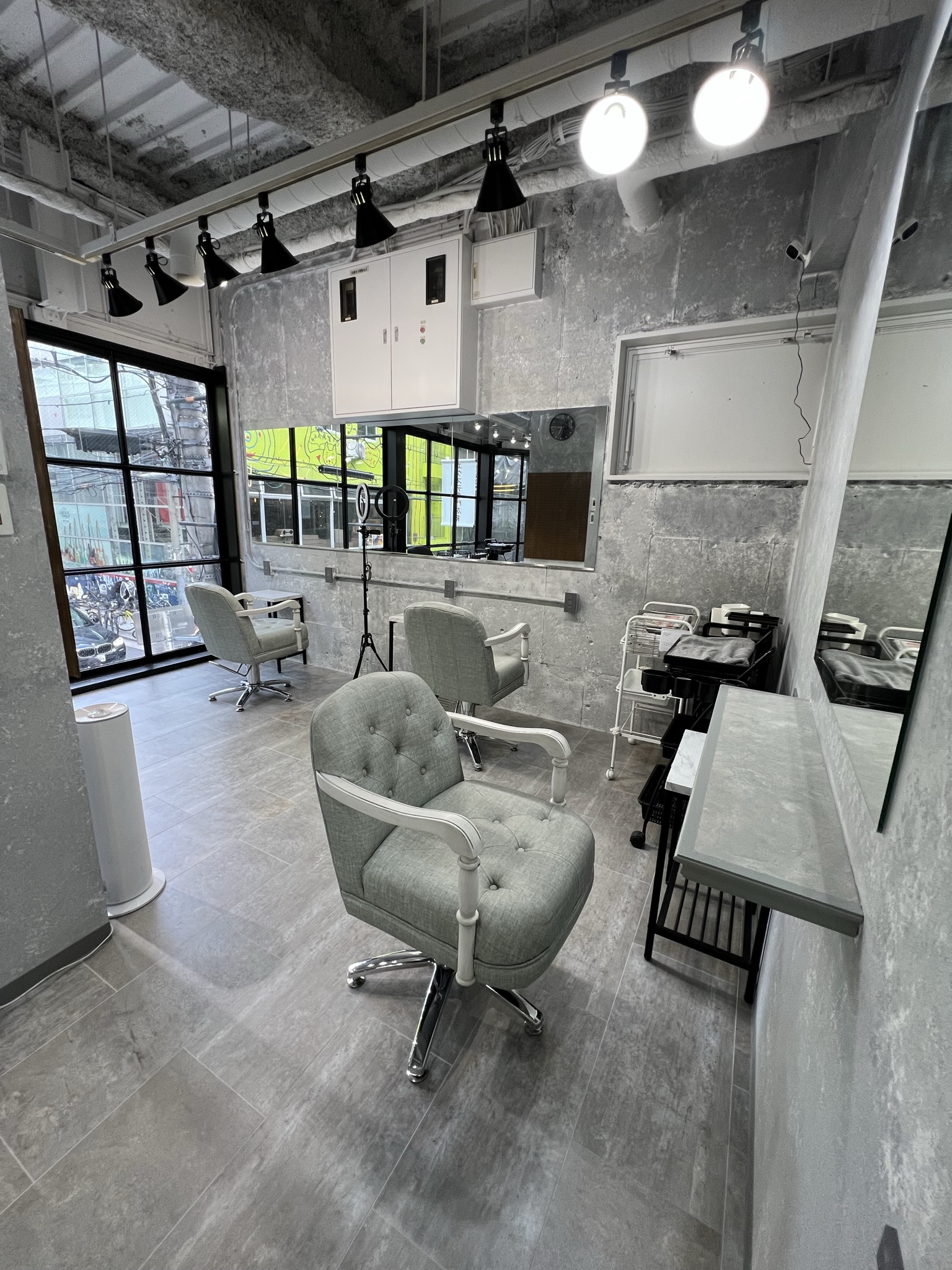 エクステ専門店R(四ツ橋駅)の美容室・美容院情報｜ミニモ